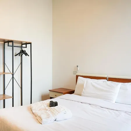 Apartmán Rho Apartment *