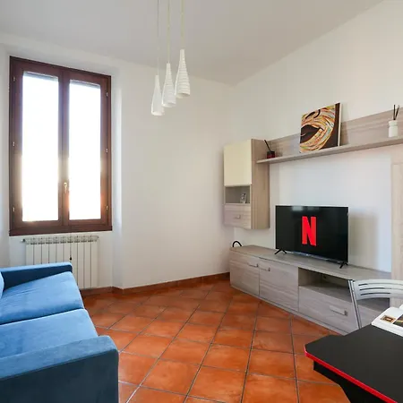 Rho Apartment